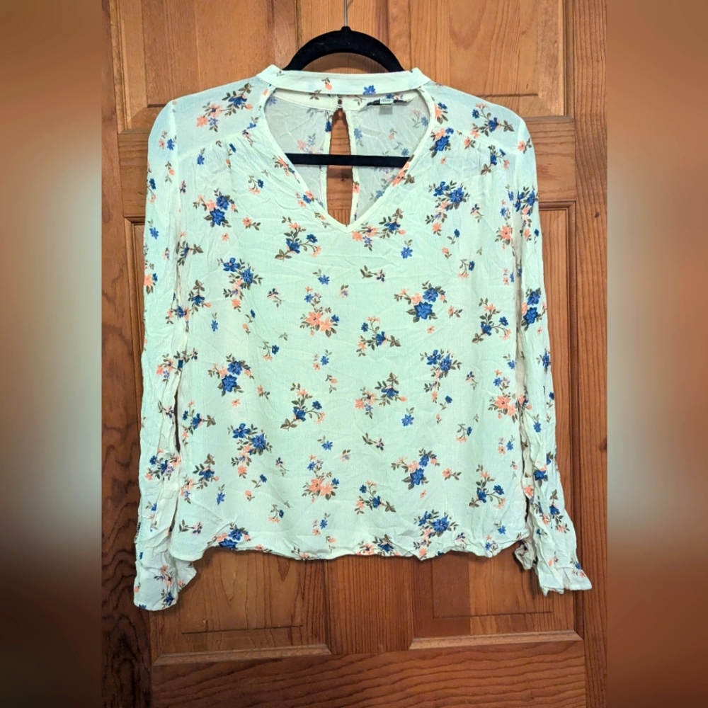White Floral American Eagle Outfitters Top